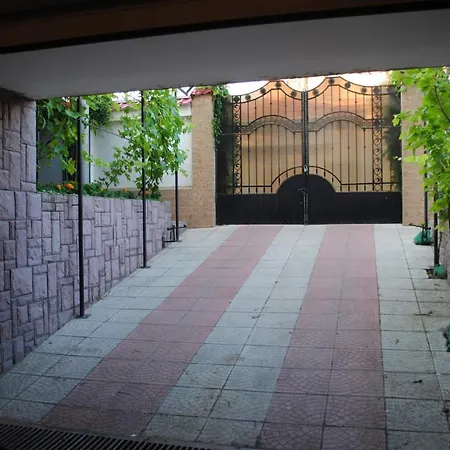 семейный отдых у моря в черноморке Apartament *