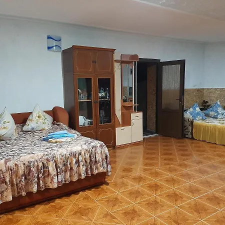семейный отдых у моря в черноморке Apartment