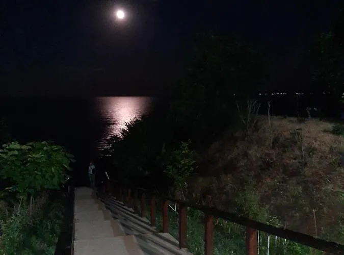 Apartment семейный отдых у моря в черноморке